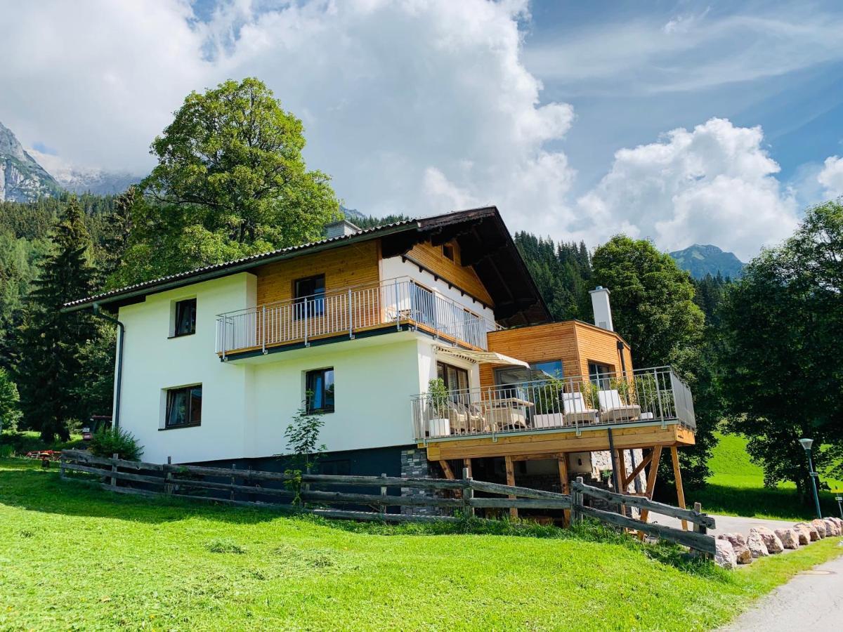 Bergkristallhaus Ramsau am Dachstein Exterior photo